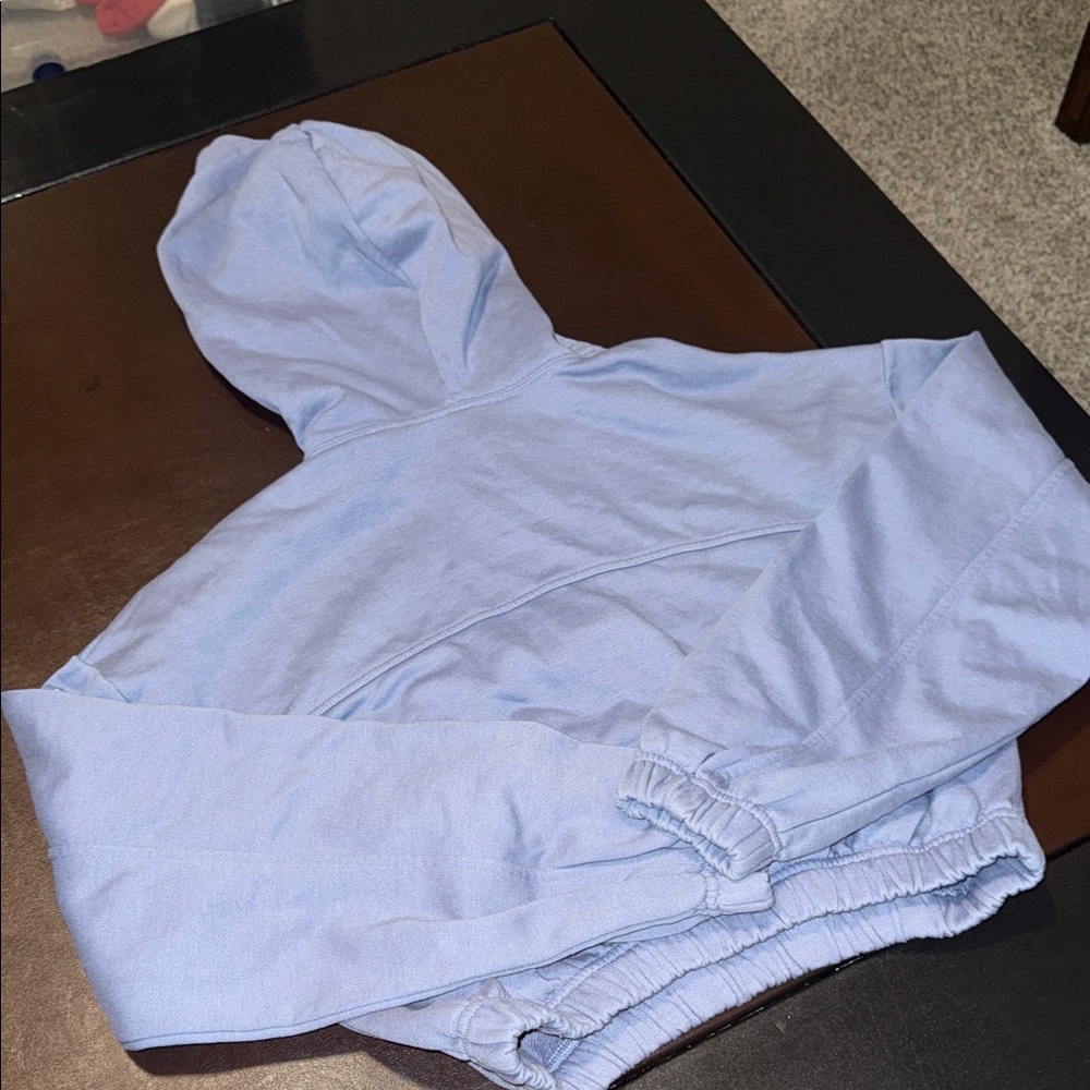 Alo Light Blue Cropped Half-Zip Hoodie - Picture 2 of 4